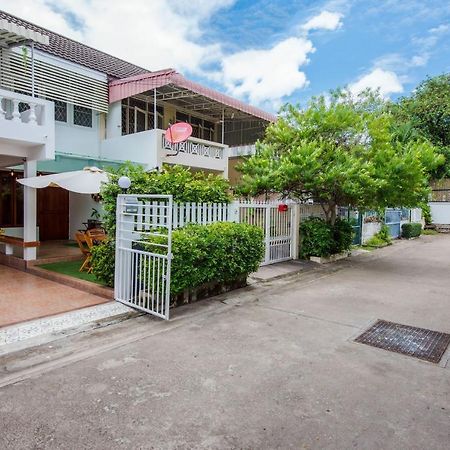 White Beach House Hua Hin 20 Second To The Beach 외부 사진
