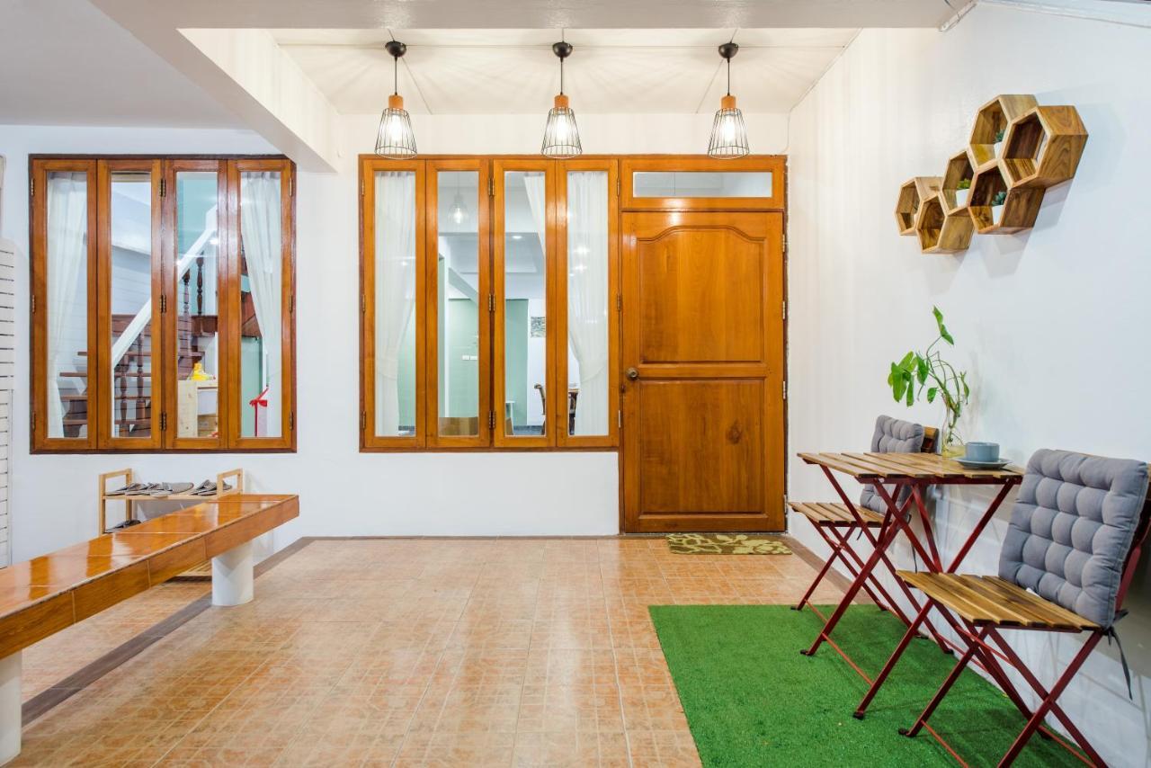 White Beach House Hua Hin 20 Second To The Beach 외부 사진
