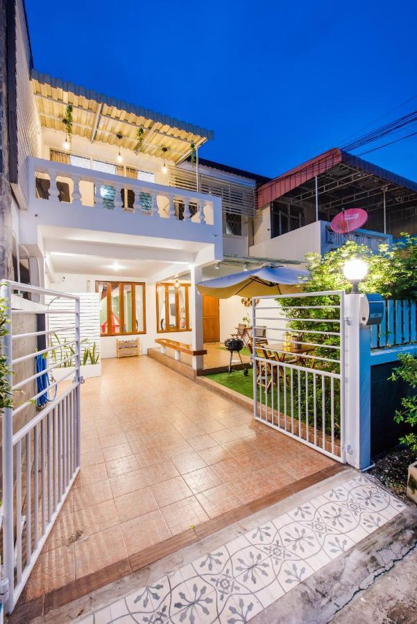 White Beach House Hua Hin 20 Second To The Beach 외부 사진