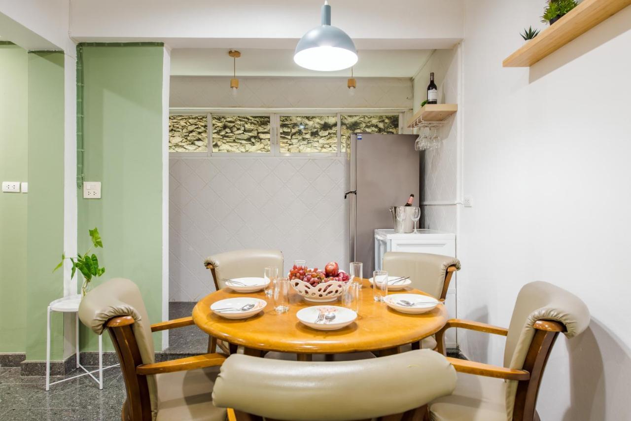 White Beach House Hua Hin 20 Second To The Beach 외부 사진