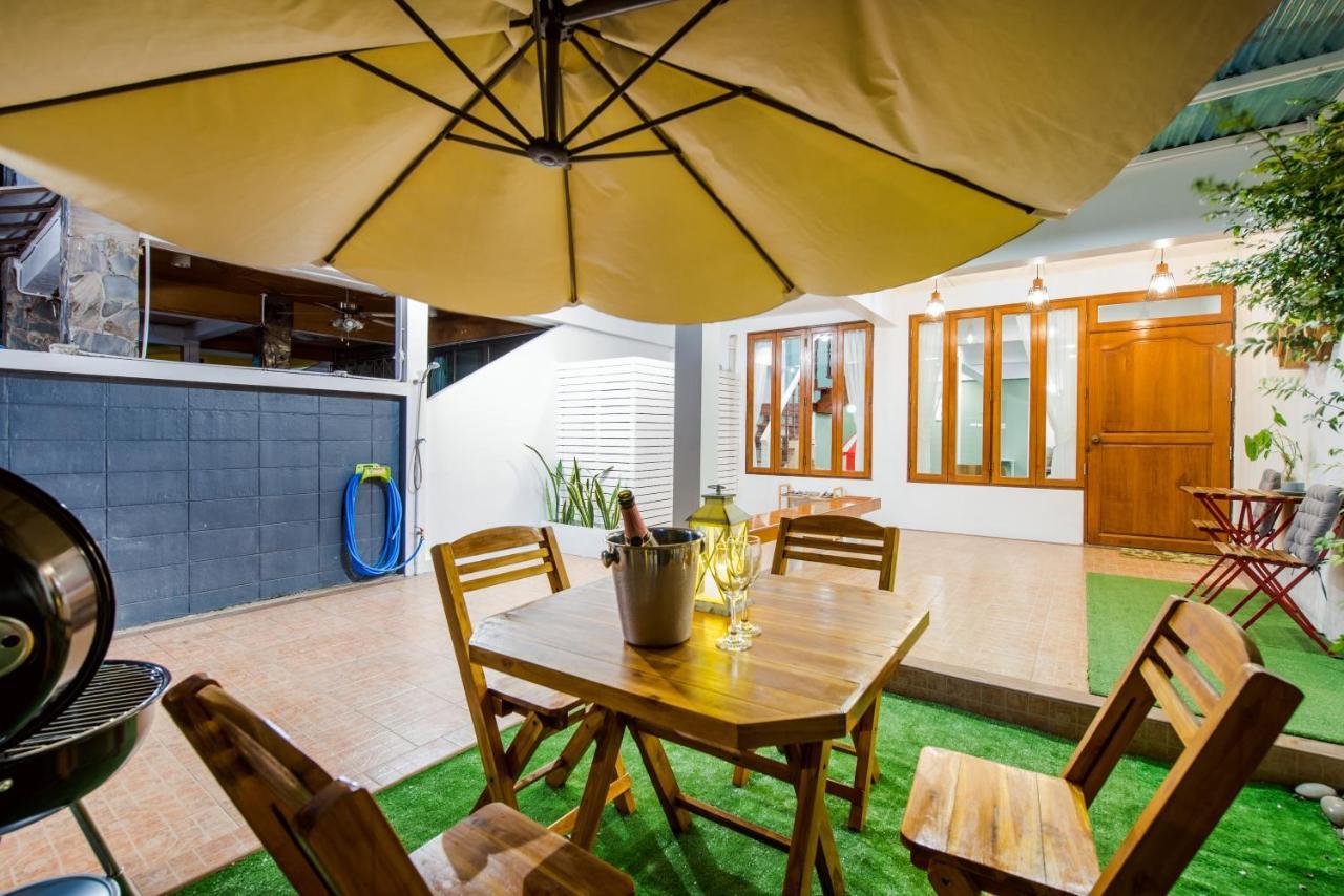 White Beach House Hua Hin 20 Second To The Beach 외부 사진